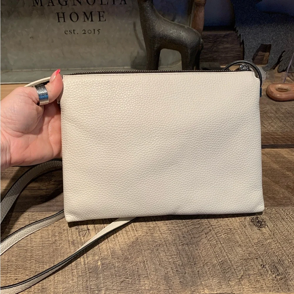 Marc Jacobs white crossbody - Picture 8 of 16